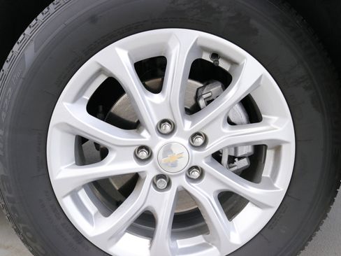 Used 2019 Chevrolet Equinox LT image 32