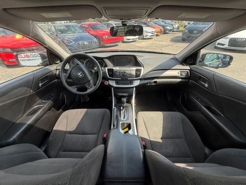 Used 2015 Honda Accord EX image 30