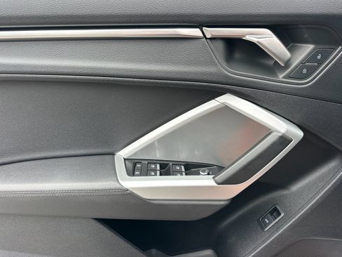 Used 2025 Audi Q3 2.0T Premium AWD/4WD image 10
