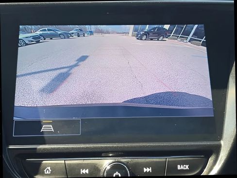 Used 2023 Chevrolet TrailBlazer RS w/ Sun and Liftgate Package image 27