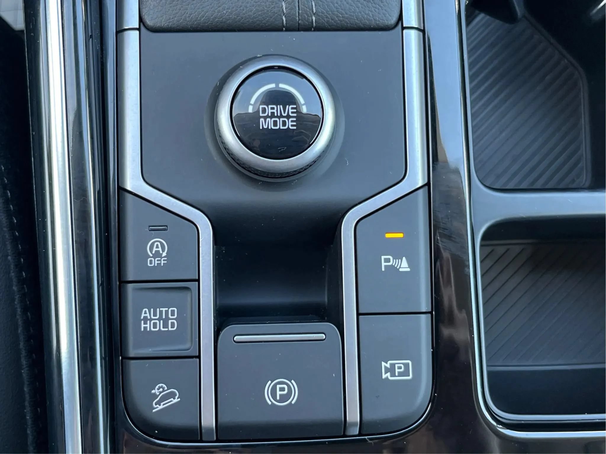 Used 2024 Kia Sorento EX FWD image 28