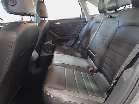 Used 2023 Volkswagen Jetta SE w/ Panoramic Sunroof Package FWD image 13