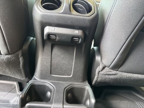 Used 2023 Jeep Gladiator Willys image 54