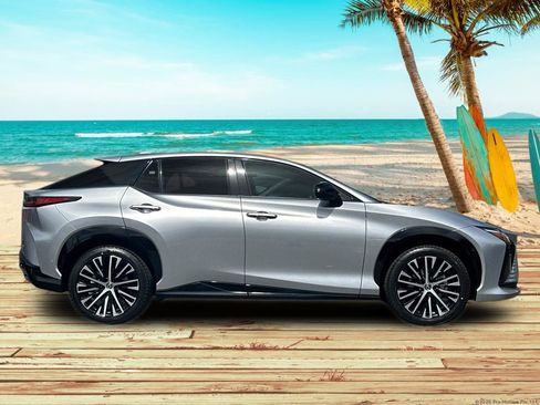 Used 2023 Lexus RZ 450e Premium w/ Accessory Package (Z1) AWD/4WD image 7