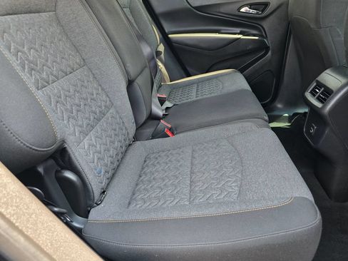 Used 2023 Chevrolet Equinox LT FWD image 13