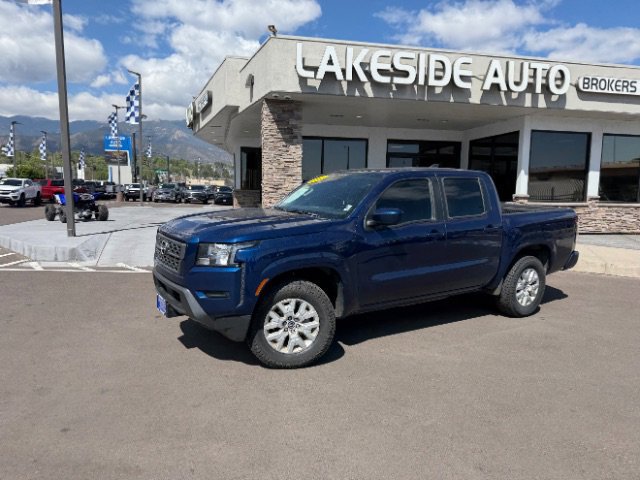Used 2023 Nissan Frontier SV AWD/4WD image 2