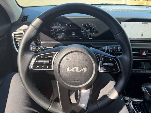 Used 2024 Kia Seltos S image 15