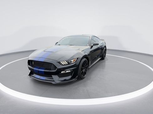 Used 2016 Ford Mustang Shelby GT350 w/ Track Package RWD image 4