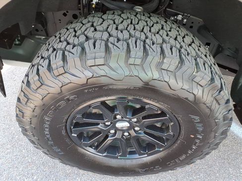 Used 2024 Ford F150 Raptor AWD/4WD image 4