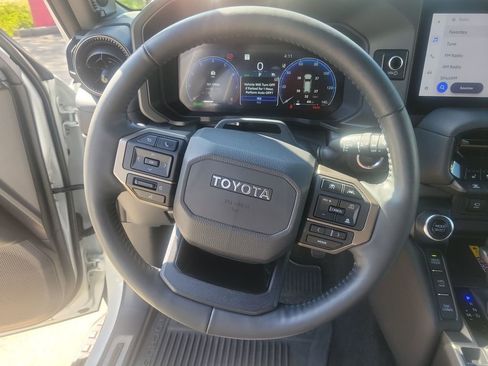 Used 2025 Toyota Land Cruiser w/ Premium Package image 19