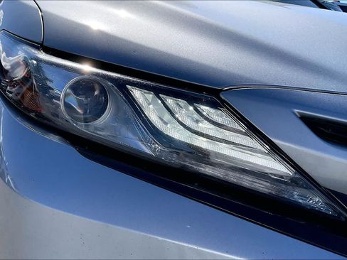 Used 2021 Toyota Camry XSE FWD image 31
