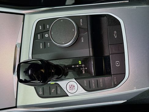 Used 2022 BMW 430i Convertible image 20