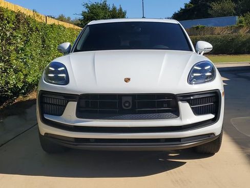 Used 2024 Porsche Macan S AWD/4WD image 7
