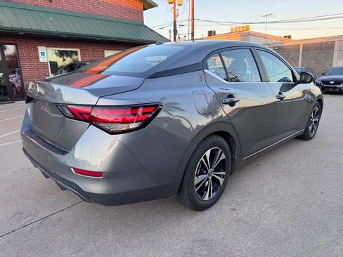 Used 2023 Nissan Sentra SV image 8