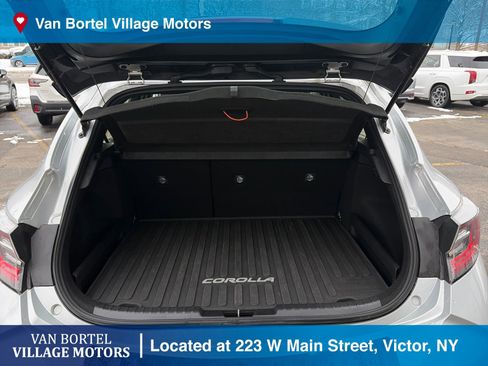 Used 2022 Toyota Corolla SE image 29