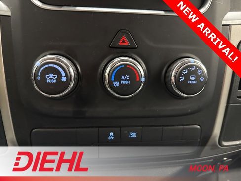 Used 2017 RAM 1500 Classic SLT image 24