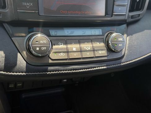 Used 2013 Toyota RAV4 XLE AWD/4WD image 23