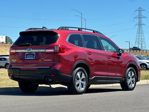 Used 2020 Subaru Ascent Premium w/ Convenience Package AWD/4WD image 3
