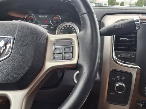 Used 2018 RAM 2500 Laramie w/ Convenience Group image 8