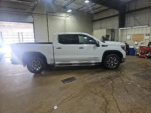New 2026 GMC Sierra 1500 SLT w/ SLT Premium Plus Package image 7