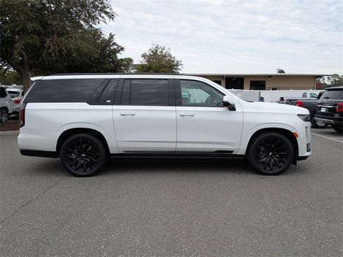 Used 2023 Cadillac Escalade ESV Sport w/ LPO, ONYX Package image 2