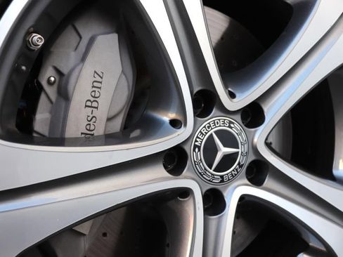 Used 2018 Mercedes-Benz E 400 Coupe w/ Premium 1 Package image 86