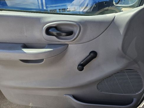 Used 2004 Ford F150 2WD Regular Cab Heritage image 6