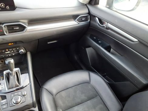 Used 2019 MAZDA CX-5 Touring image 18
