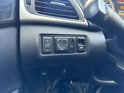 Used 2019 Nissan Sentra SV image 29