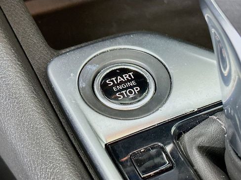 Used 2022 Nissan Sentra SV image 18