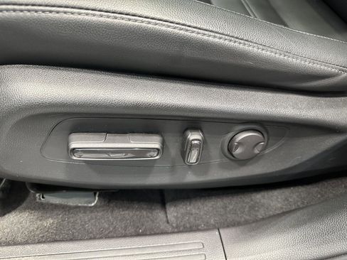 Used 2024 Honda CR-V EX-L image 14