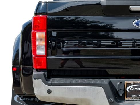 Used 2022 Ford F350 XLT w/ XLT Premium Package image 50