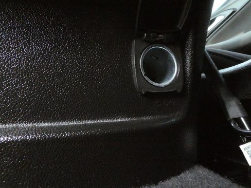 Used 2022 Chevrolet Malibu LT image 37