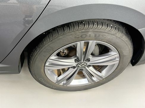 Used 2023 Volkswagen Jetta SE FWD image 30