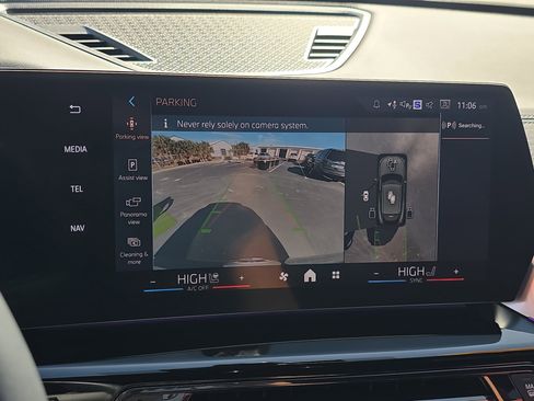 Certified 2025 BMW X2 xDrive28i image 24