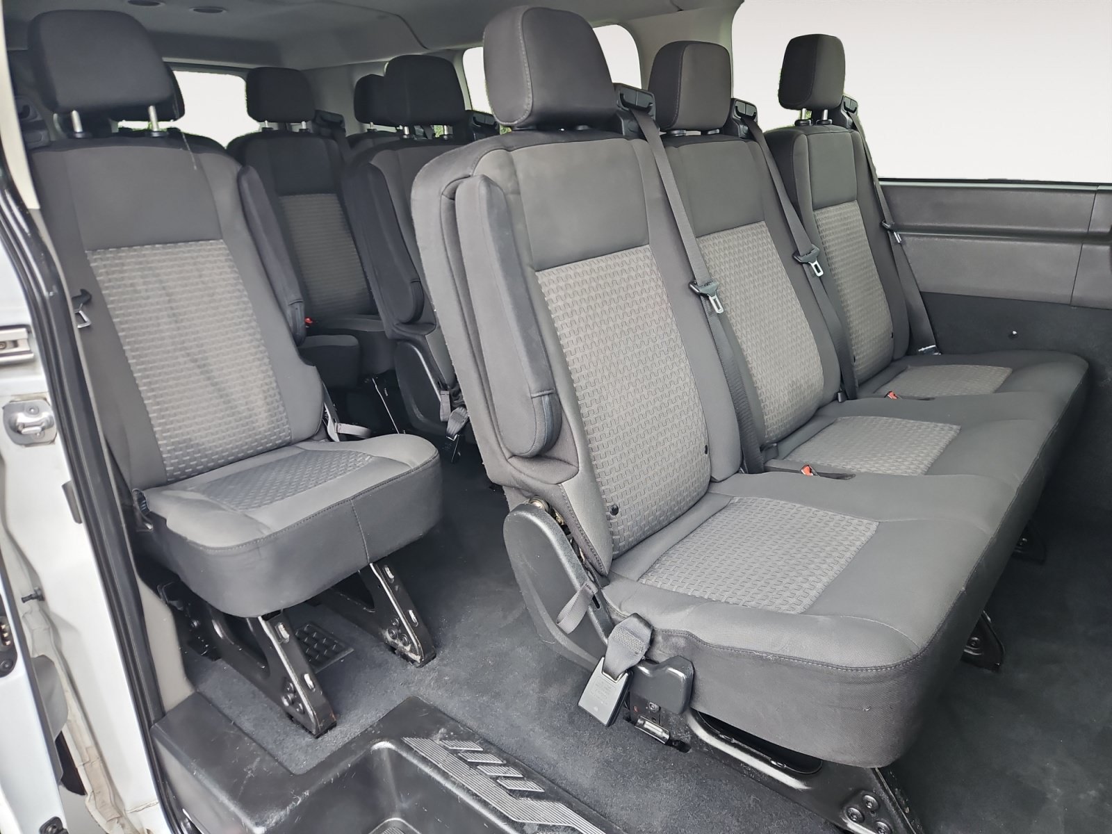 Used 2023 Ford Transit 350 XLT RWD image 13