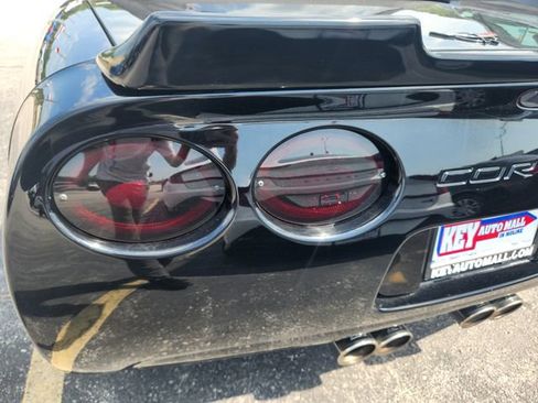 Used 2002 Chevrolet Corvette Convertible w/ Preferred Equipment Group2 RWD image 5