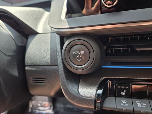 Used 2023 Toyota Prius XLE FWD image 28