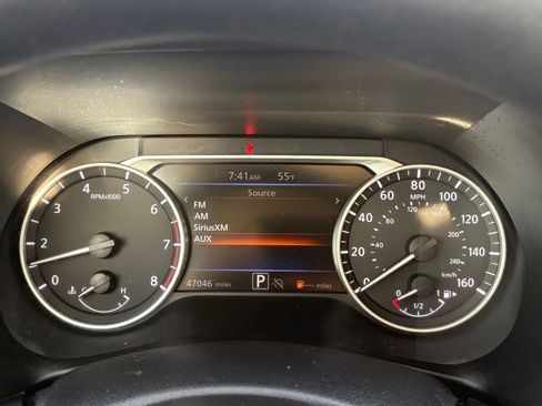 Certified 2024 Nissan Sentra SV FWD image 16