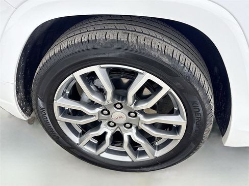 Used 2024 GMC Terrain Denali w/ Denali Premium Package image 34