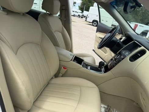 Used 2016 INFINITI QX50 AWD w/ Deluxe Touring Package image 37