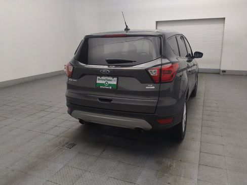 Used 2019 Ford Escape SE FWD image 9