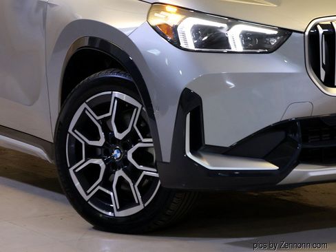 Certified 2026 BMW X1 xDrive28i AWD/4WD image 3
