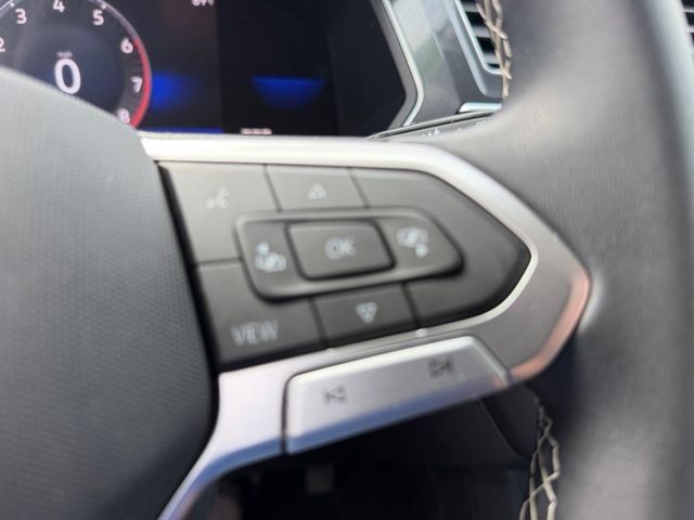 Used 2022 Volkswagen Tiguan SE FWD image 21
