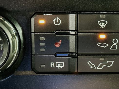 Used 2016 Ford F150 XLT w/ Equipment Group 302A Luxury image 24