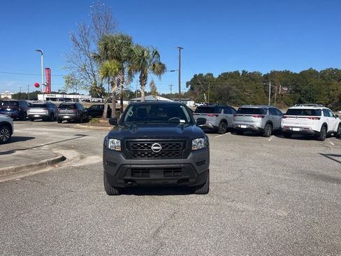 Used 2023 Nissan Frontier S w/ Technology Package image 2