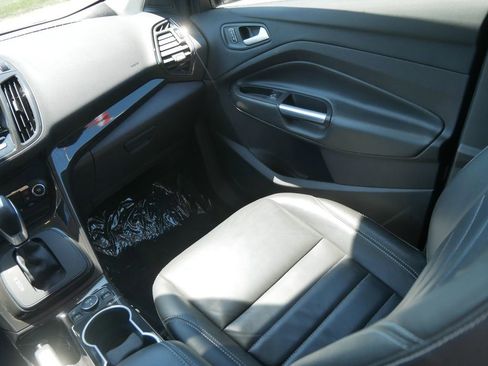 Used 2016 Ford Escape Titanium FWD image 17