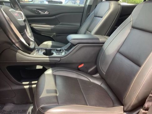 Used 2023 GMC Acadia SLT w/ Preferred Package AWD/4WD image 18