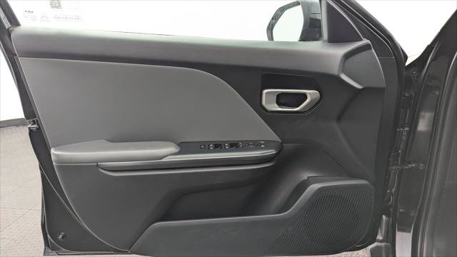 Used 2025 Kia K4 FWD image 13