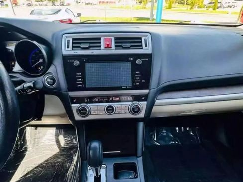 Used 2016 Subaru Outback 2.5i Limited image 27